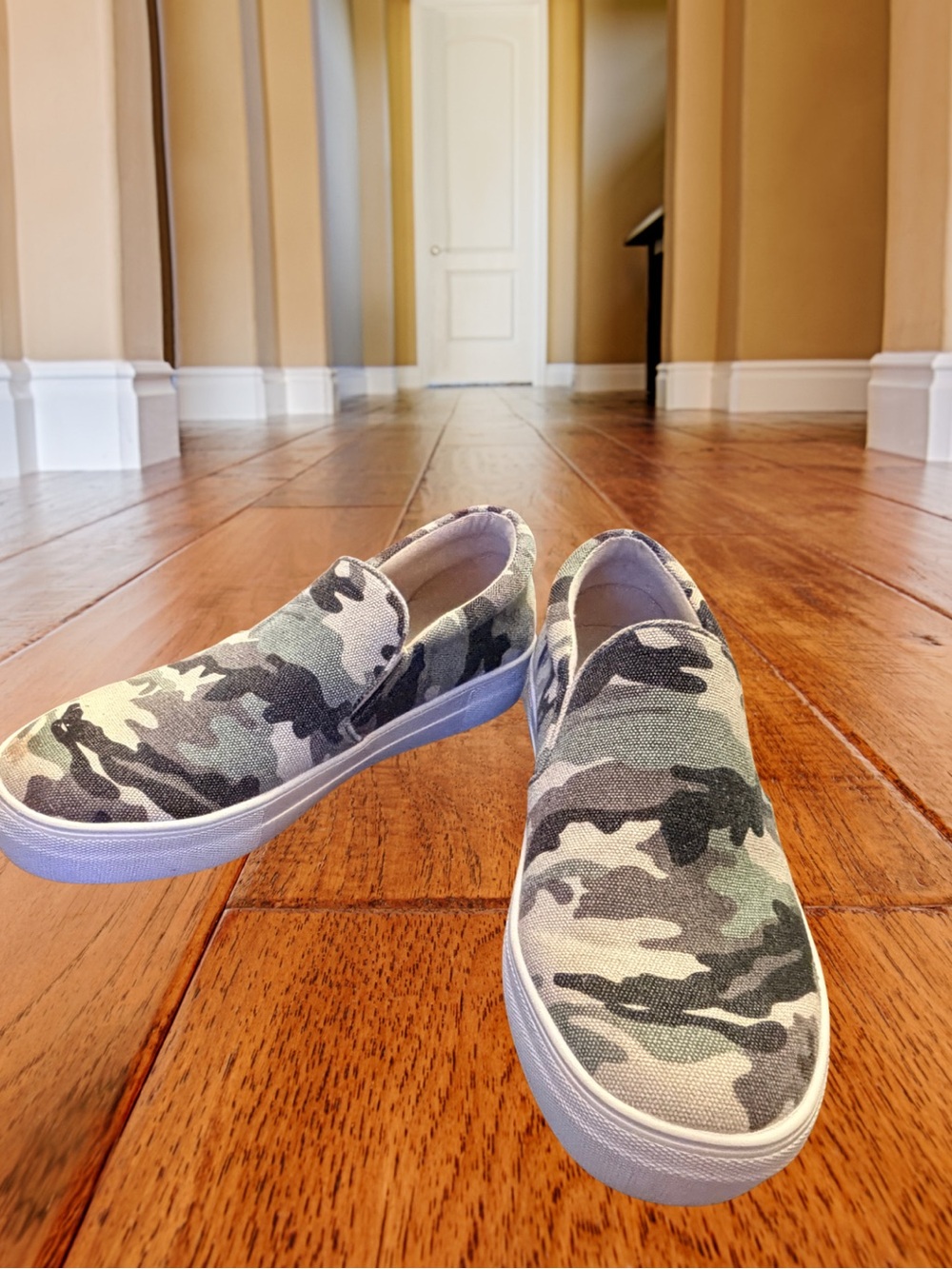 Steve Madden Green and Tan Camo Slip-On Sneakers